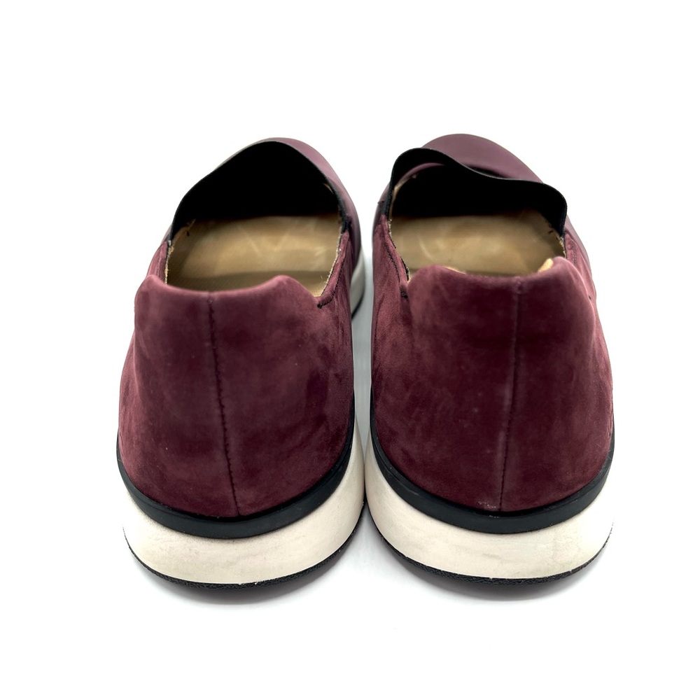 Vionic Walking Shoe - image 5